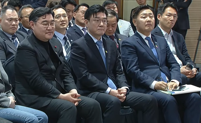 타운홀 미팅 김재준.png